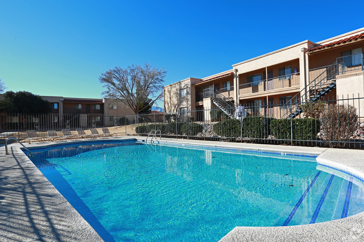 Main swimming pool - Casa Sierra Bella