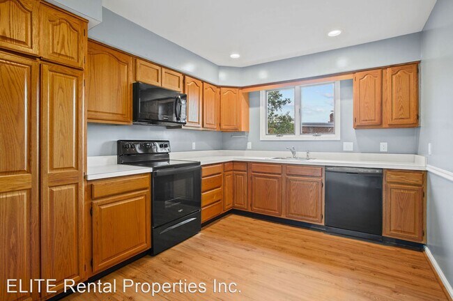 Building Photo - 2 br, 1 bath House - 415 Seneca Street  2n...