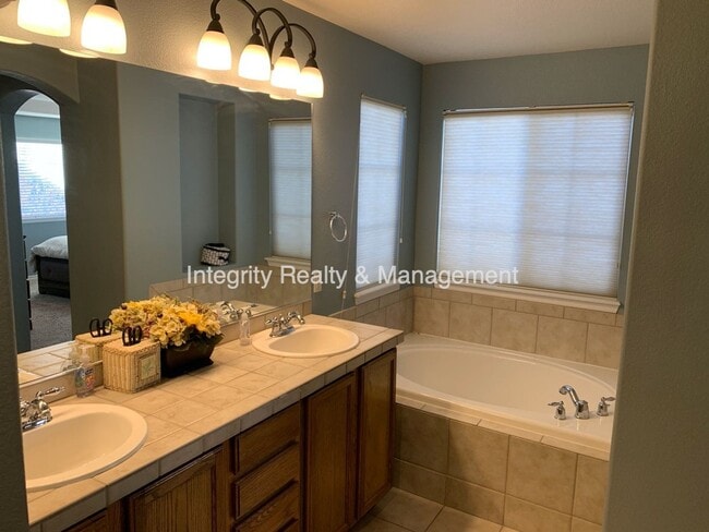 Photo - 3025 Redhaven Way House