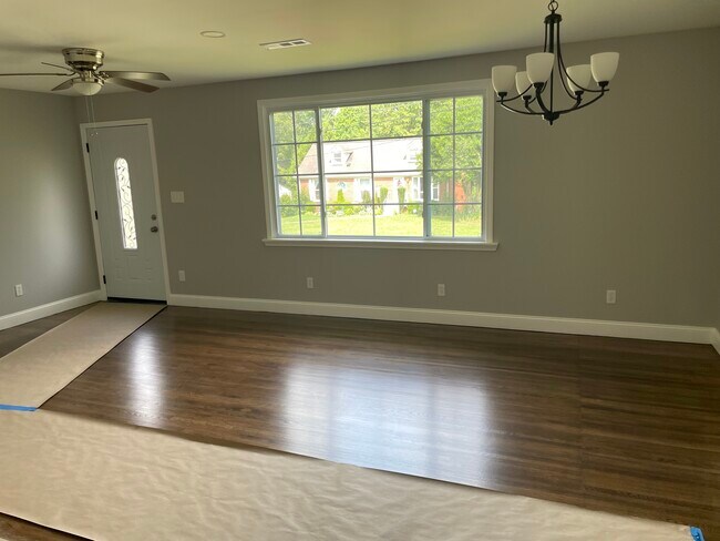 Building Photo - 4275 Samoa Dr