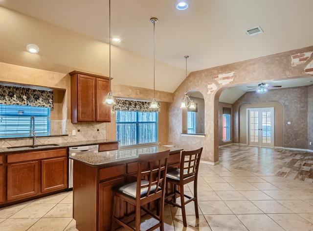 Foto del edificio - 8125 Cedar Lake Ln