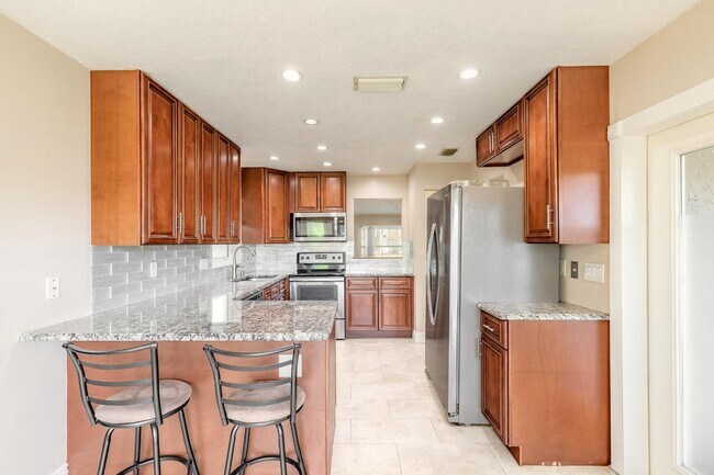 Building Photo - 10 Cormorant Ct