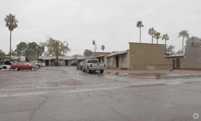Foto del edificio - 2330 W Hayward Ave