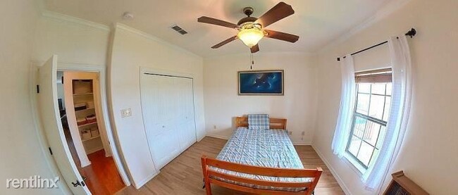 Building Photo - 8216 Casa Verde Rd