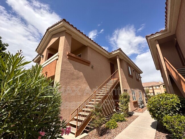 Foto del edificio - 1050 E Cactus Ave