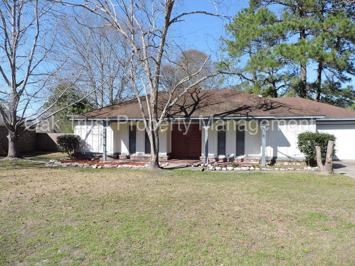 Primary Photo - 1112 Hampton Dr