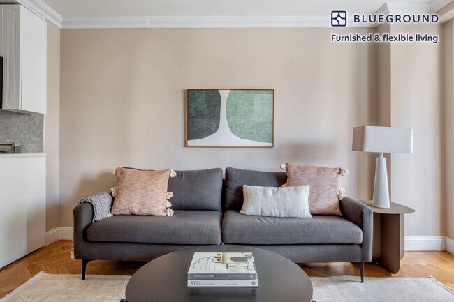 Foto del edificio - 315 East 86th St