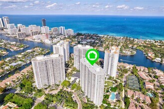 Building Photo - 21055 Yacht Club Dr