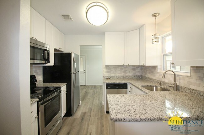 Building Photo - 9 Caswell Cir