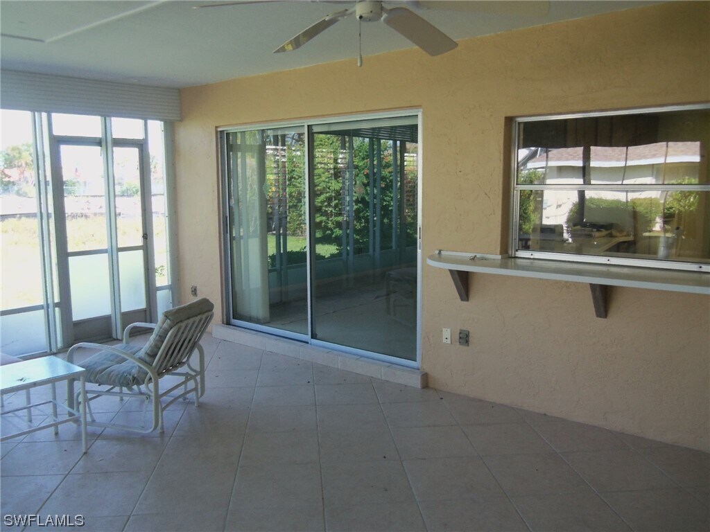 Foto principal - 24701 Paradise Rd