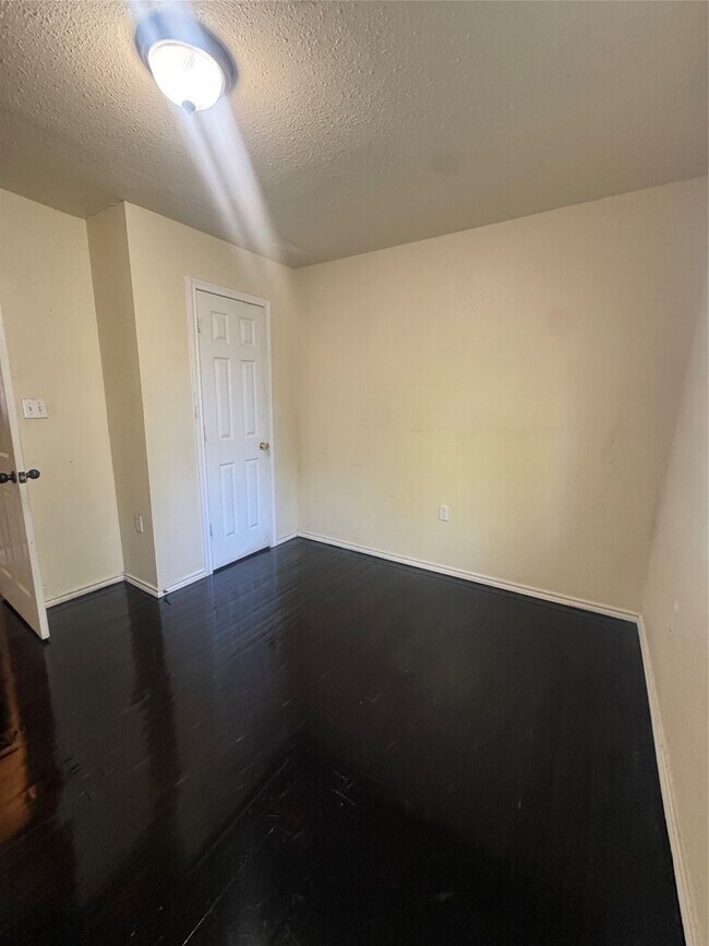 Foto del edificio - 5415 Ennis St