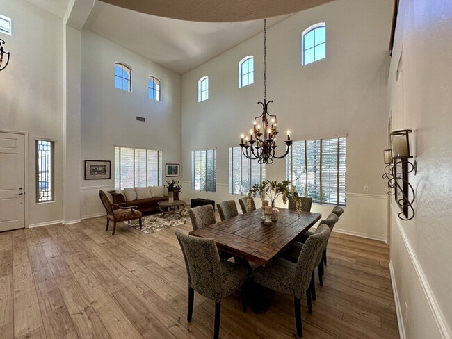 Foto del edificio - 4307 S Kimberlee Dr