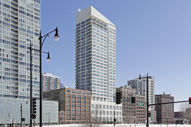 Wells Street Towers Condominiums