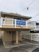 Building Photo - 6679 Del Playa Dr