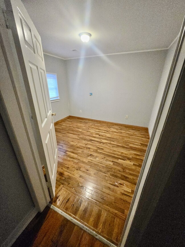 Building Photo - 1158 Fairplains Rd