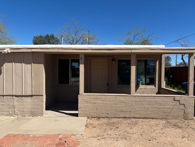 Photo - 5128 E Pima St Apartment