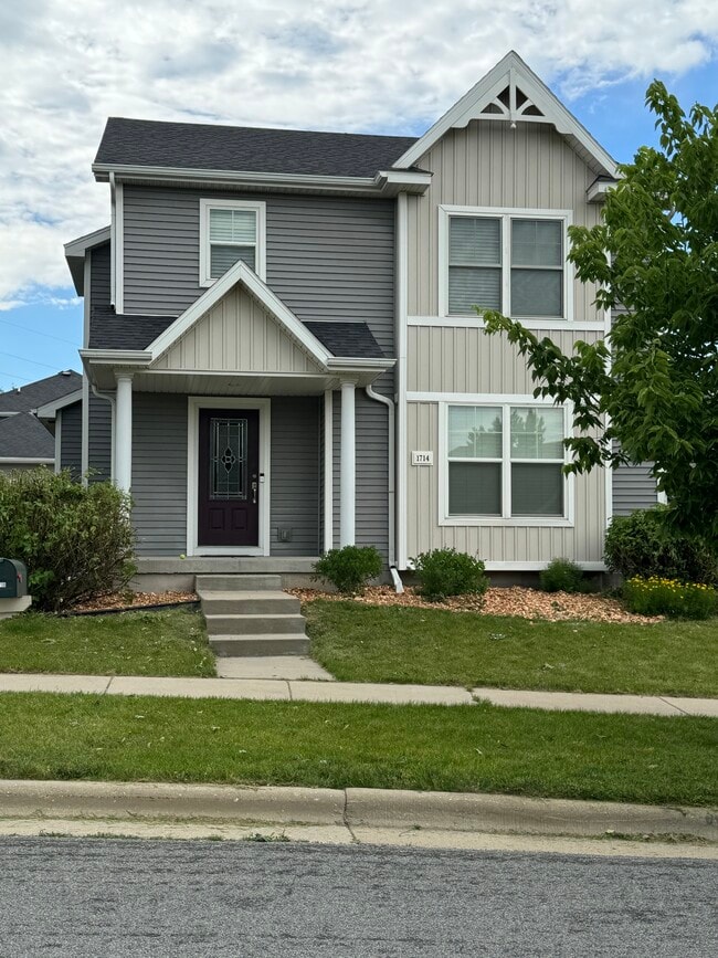 Building Photo - 1714 Fair Pheasant Way