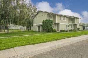 Building Photo - 800 S County Rd