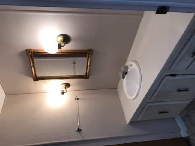 Photo - 833 Lovell Rd House