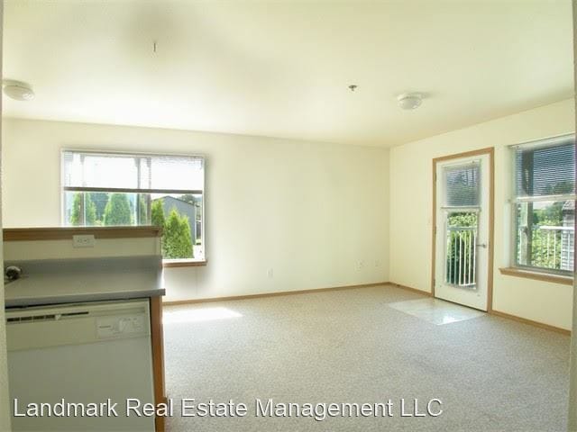 Building Photo - 1020 23rd St