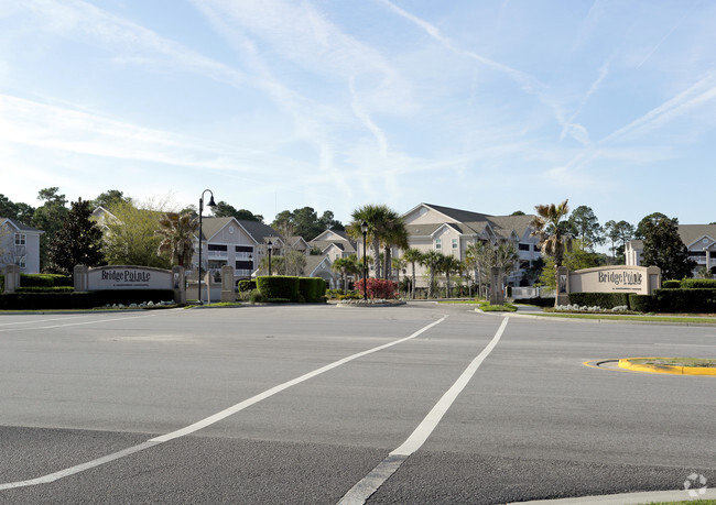 Building Photo - Bridgepointe at Myrtle Park