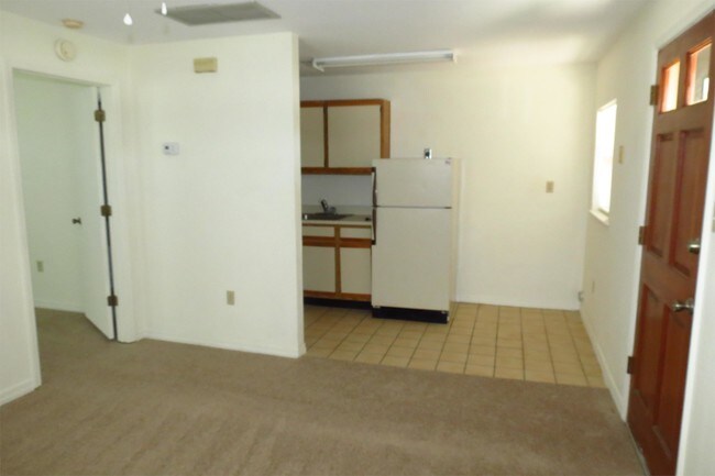 Foto del edificio - 123 Cardinal Dr