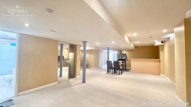 Building Photo - 854 Knotty Pine Grv