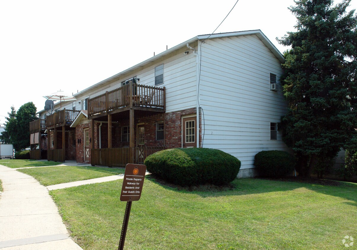 Foto del edificio - Carriage House Apartments