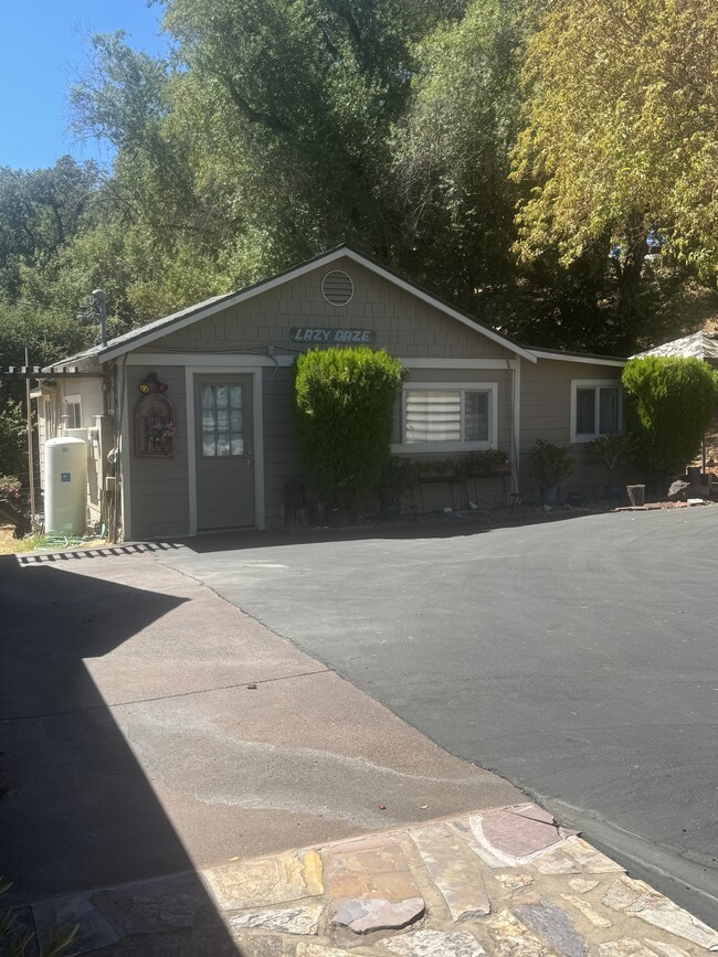 Building Photo - 30705 Pine Mountain Rd
