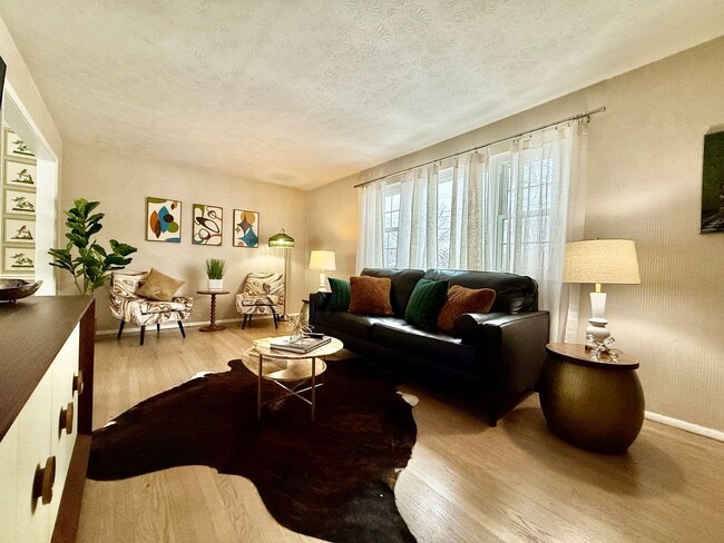 Photo - 11417 Gravenhurst Drive House
