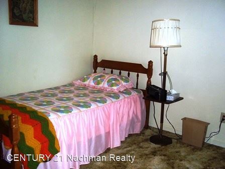 Building Photo - 3 br, 1.5 bath House - 285 #26 Merrimac Trail
