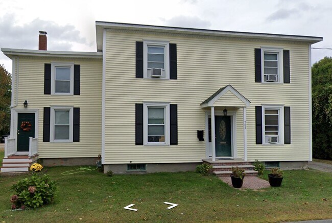 Foto del edificio - 261 Russells Mills Rd