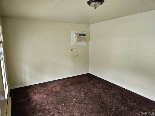 Foto del edificio - 15609 Silvertree Ln