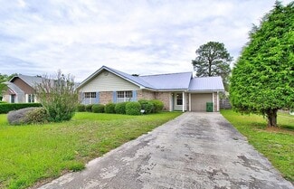 Building Photo - 784 Inwood Dr
