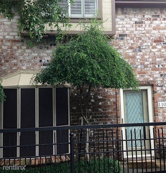 Foto del edificio - 14723 Barryknoll Ln