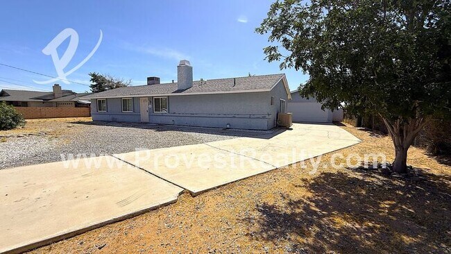 Building Photo - 12406 Pawnee Rd