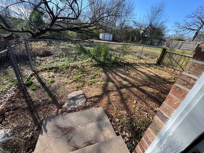 Foto del edificio - 5414 Free Ferry Rd