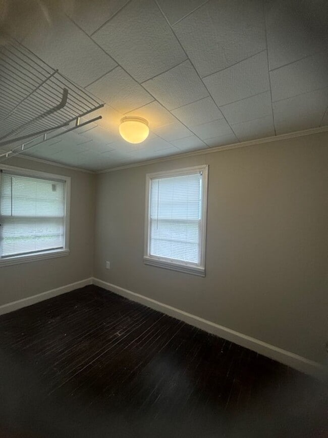 Building Photo - Location, Community, Quality Living. It St...