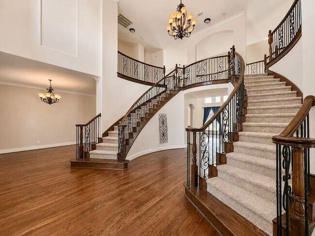 Foto del edificio - 7304 Meadow Glen Dr