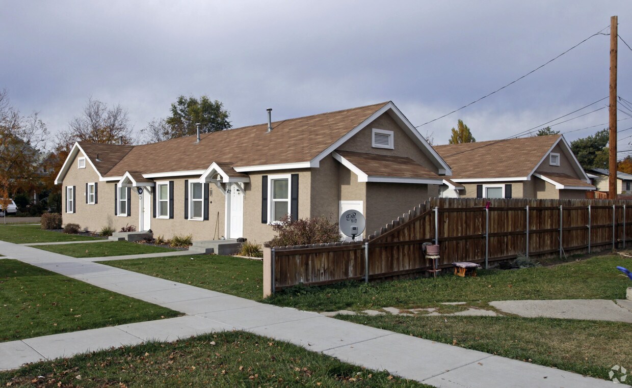 Building Photo - 502 Kimball Ave