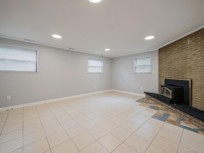 Foto del edificio - 7580 Thornwood St