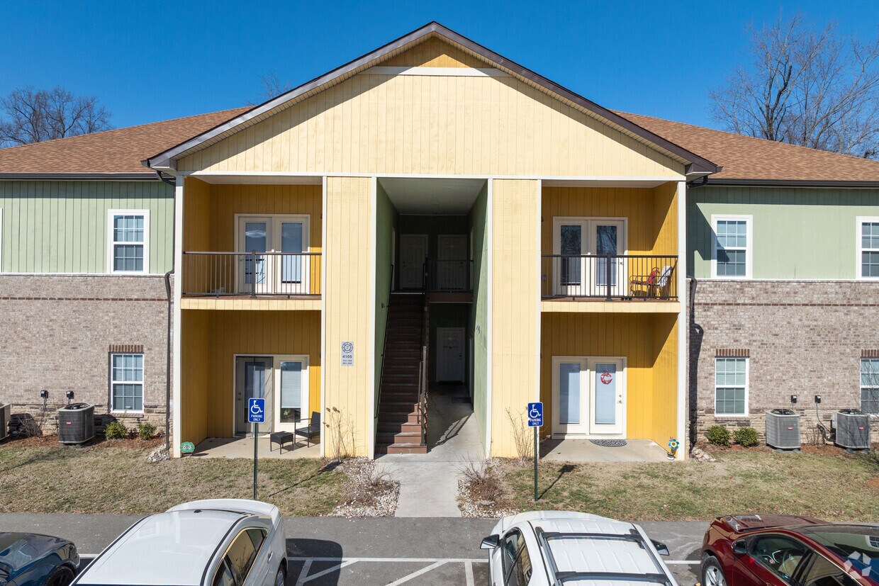 Aerial Photo - Taylor Springs Apartments