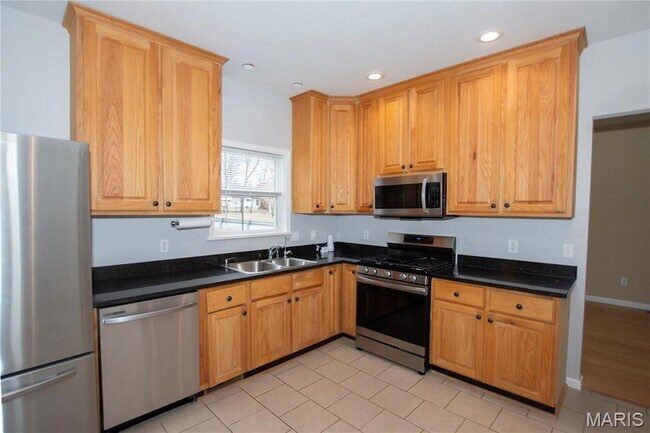 Foto del edificio - 14 Jefferson Ave