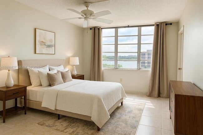 Foto del edificio - 1750 NE 191st St