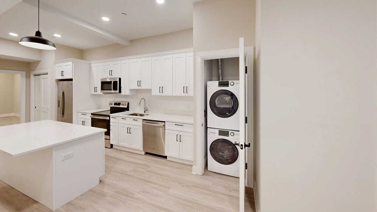 Primary Photo - Theater District of Boston, In-Unit Washer...