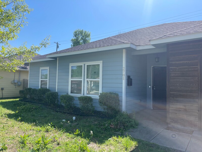 Photo - 2701 Easter Ave (Dallas, TX)