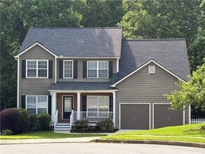 Building Photo - 5706 Amberside Ln NE