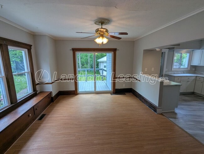 Building Photo - Spacious 3-Bedroom Colonial with Finished ...