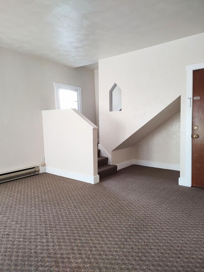 Living Room - 510 E 15th Aly