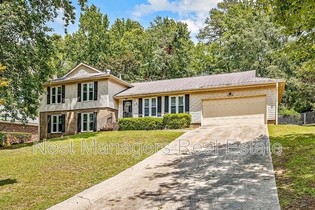 Foto del edificio - 221 Waxhaw Dr